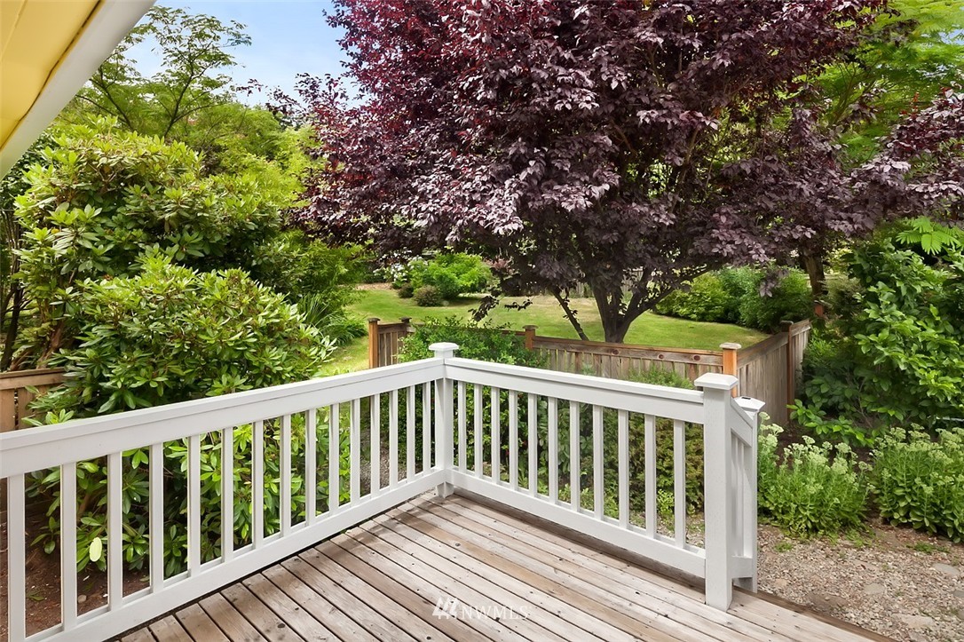 9405 Southwest Gorsuch Road Vashon, WA 98070 - Photo 18 of 23 Gallery Image 18