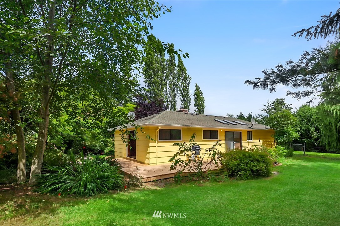 9405 Southwest Gorsuch Road Vashon, WA 98070 - Photo 19 of 23 Gallery Image 19