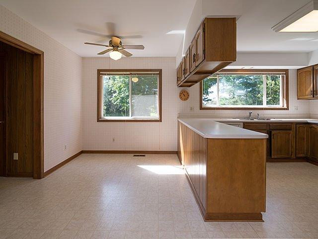 463 West Willis Road Saline, MI 48176 - Photo 9 of 48 Photo 9