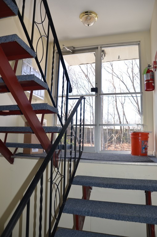 83 R Hobart Street, Unit A1 Danvers, MA 01923 - Photo 3 of 16 Gallery Image 3