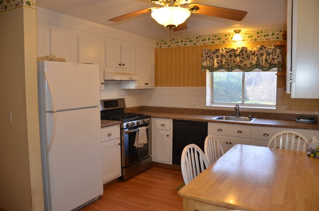 83 R Hobart Street, Unit A1 Danvers, MA 01923 - Photo 9 of 16 Gallery Image 9