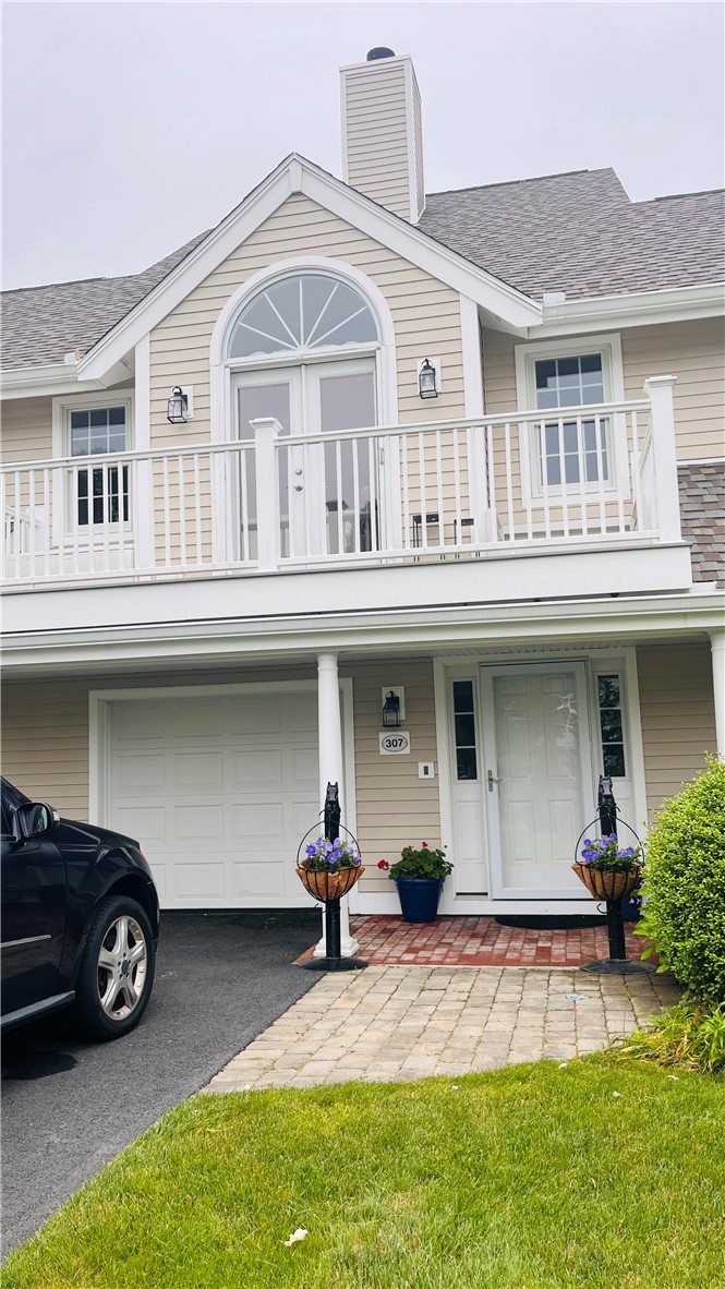 307 Corey Lane Middletown, RI 02842 - Photo 2 of 28