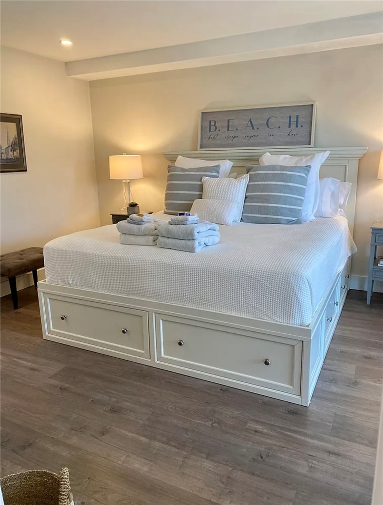 307 Corey Lane Middletown, RI 02842 - Photo 6 of 28