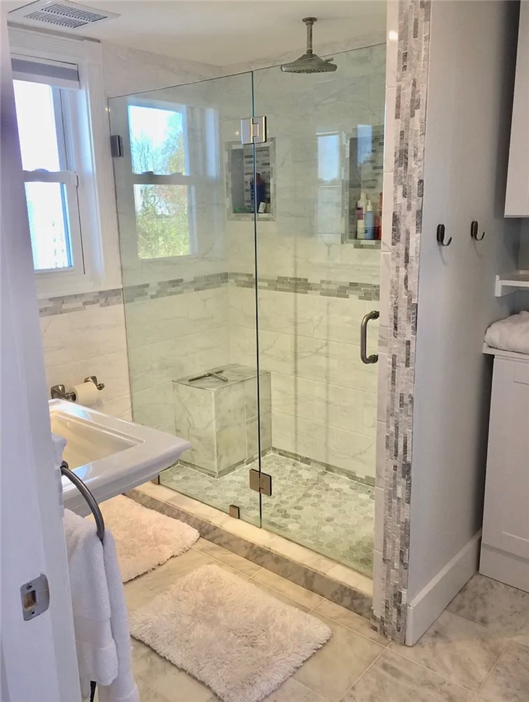 307 Corey Lane Middletown, RI 02842 - Photo 10 of 28