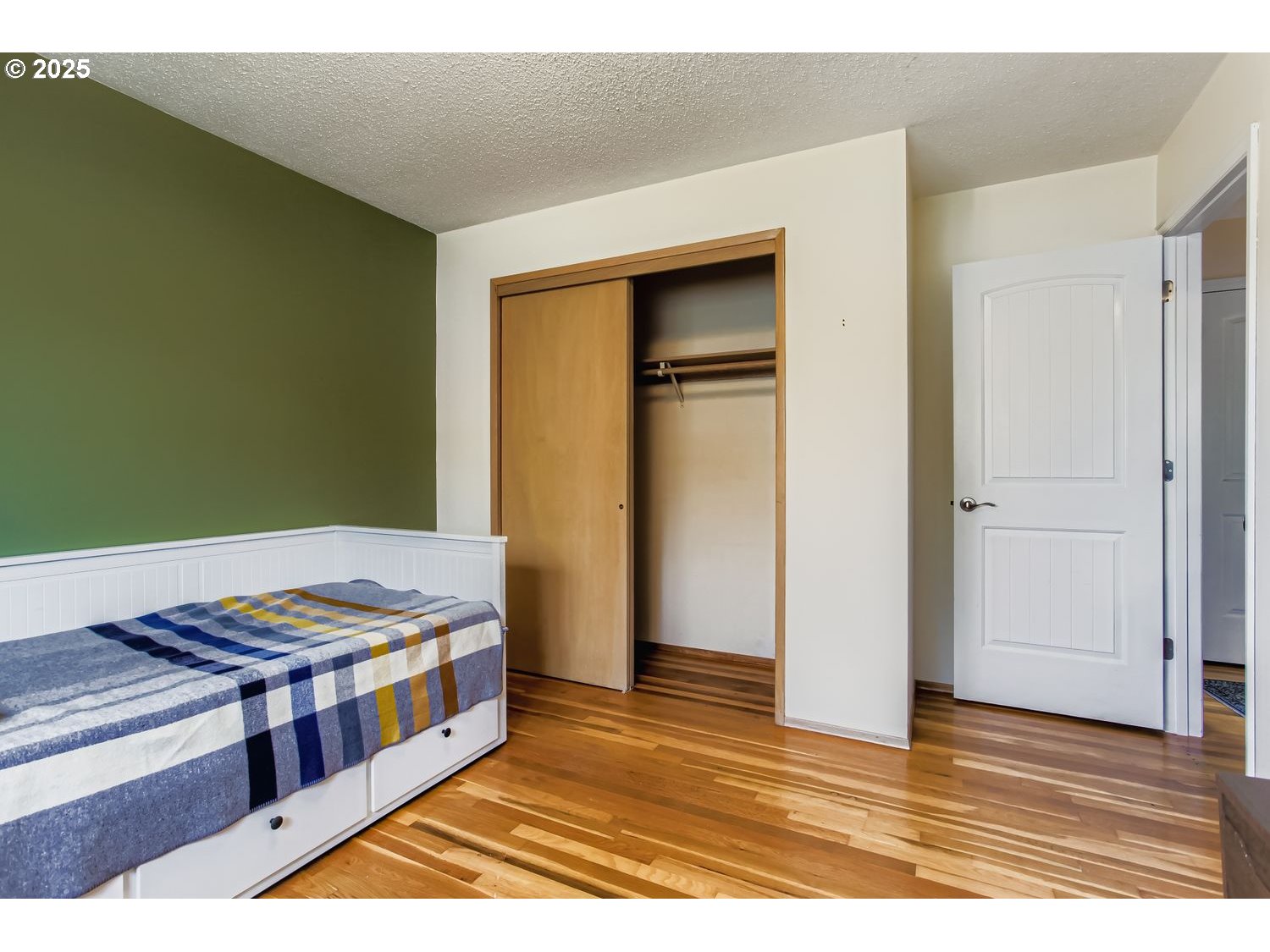830 Southeast 214th Avenue Gresham, OR 97030 - Photo 23 of 30 a view of kitchen with stainless steel appliances granite countertop a stove and a wooden floor