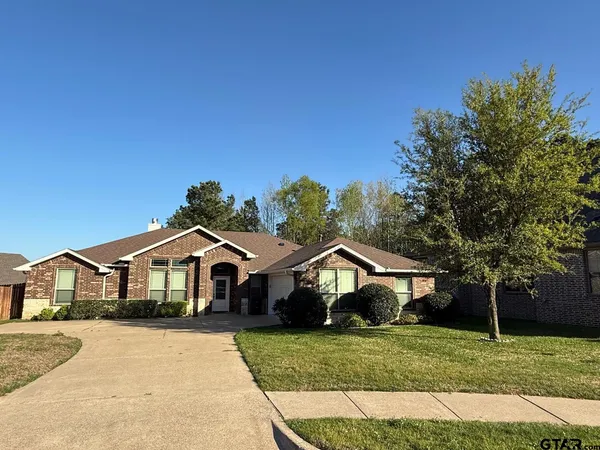 $449,000 | 6642 Lacebark Circle, Tyler, TX 75703
