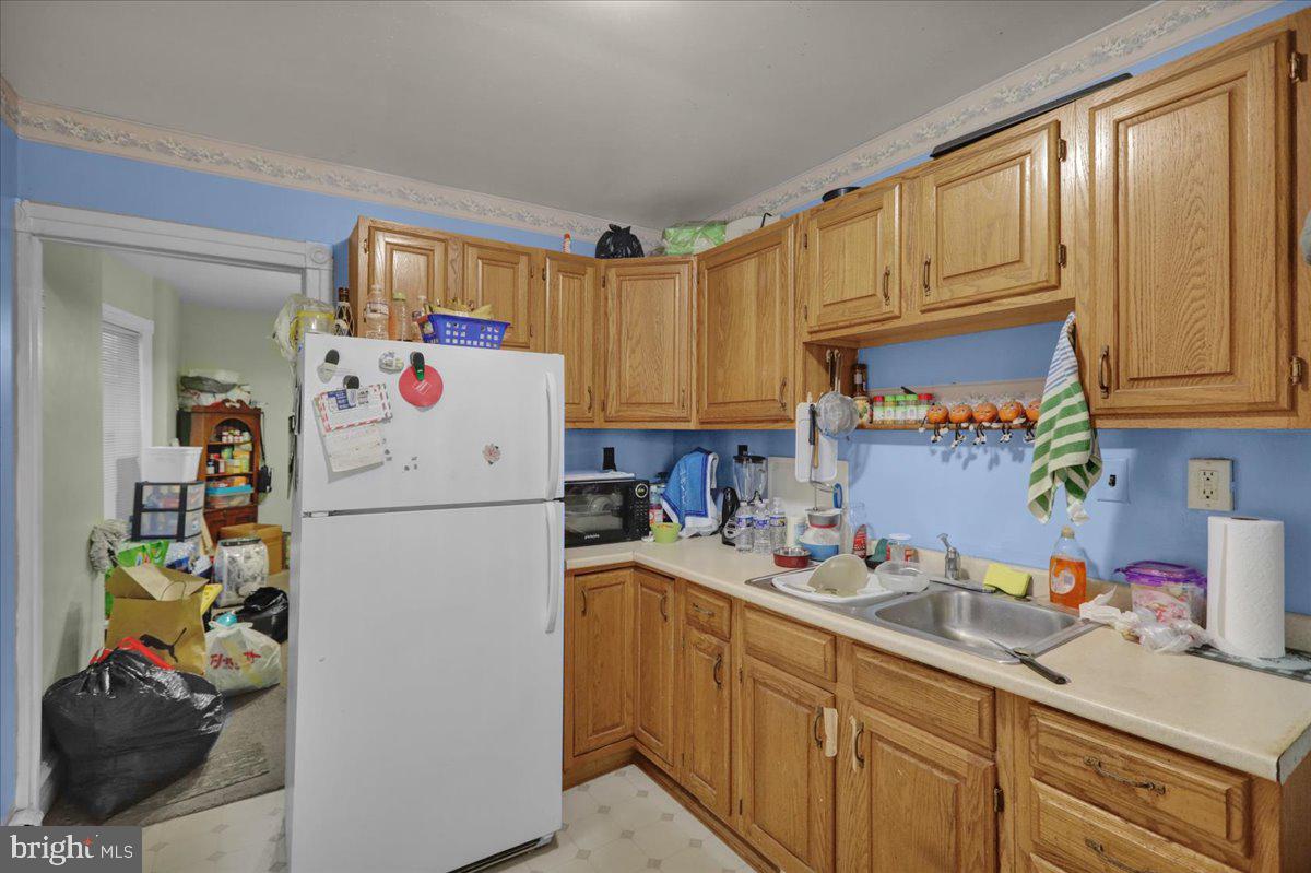 1049 Union Street Reading, PA 19604 - Photo 7 of 12 Gallery Image 7