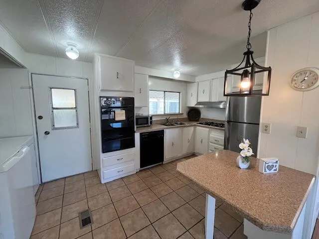 $675,000 | 7465 Hollister Avenue, Unit 130, Goleta, CA 93117