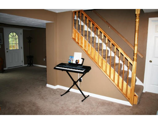473 Bird Road Mansfield, MA 02048 - Photo 13 of 21 Gallery Image 13