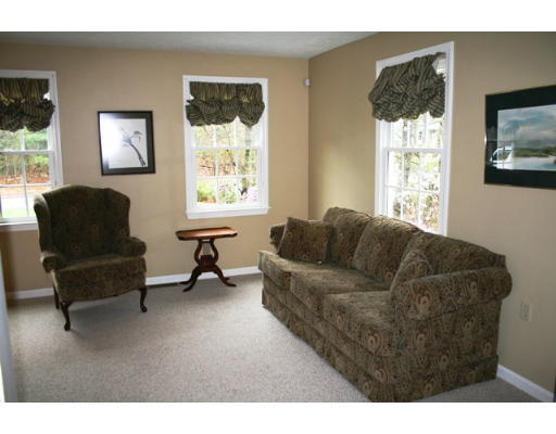 473 Bird Road Mansfield, MA 02048 - Photo 7 of 21 Gallery Image 7