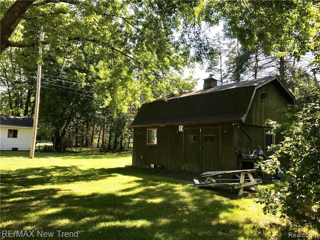 5050 Oakhill Road Clarkston, MI 48348 - Photo 17 of 21 image15.jpeg