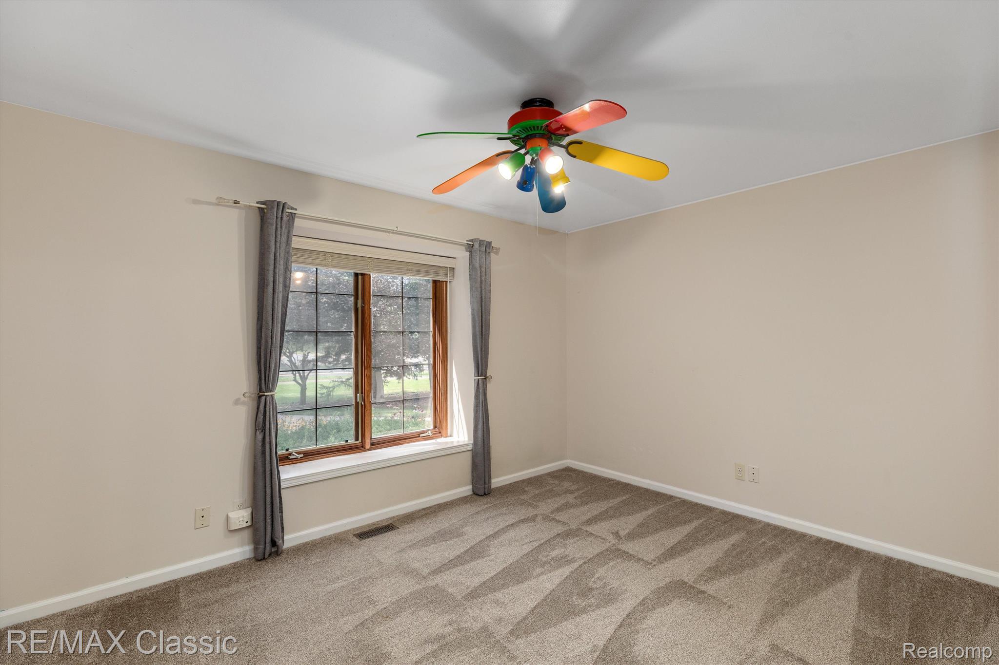 25490 Wixom Road Novi, MI 48374 - Photo 36 of 54 Bedroom 4