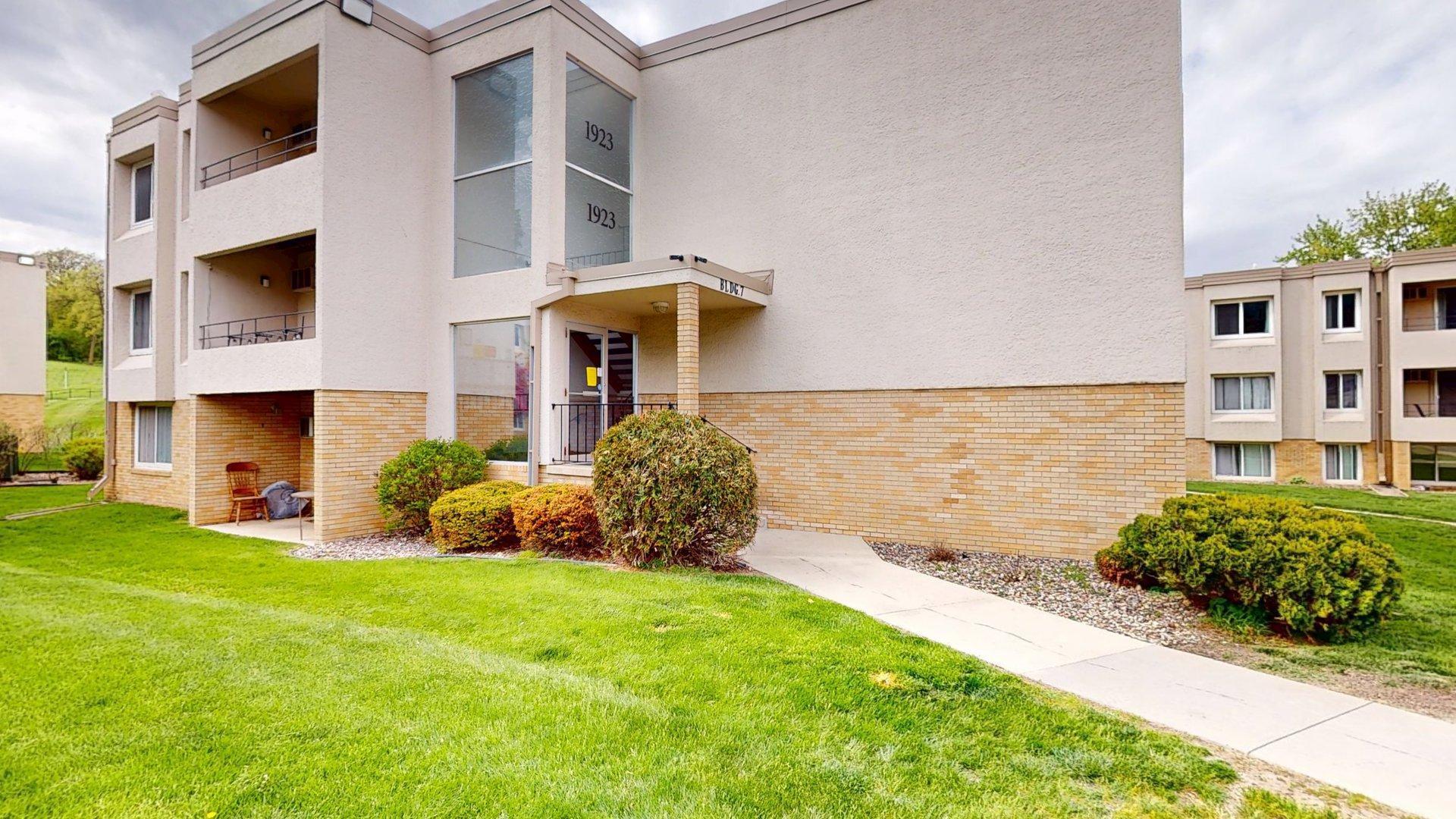 1923 Viking Drive Northwest, Unit 11 Rochester, MN 55901 - Photo 14 of 17