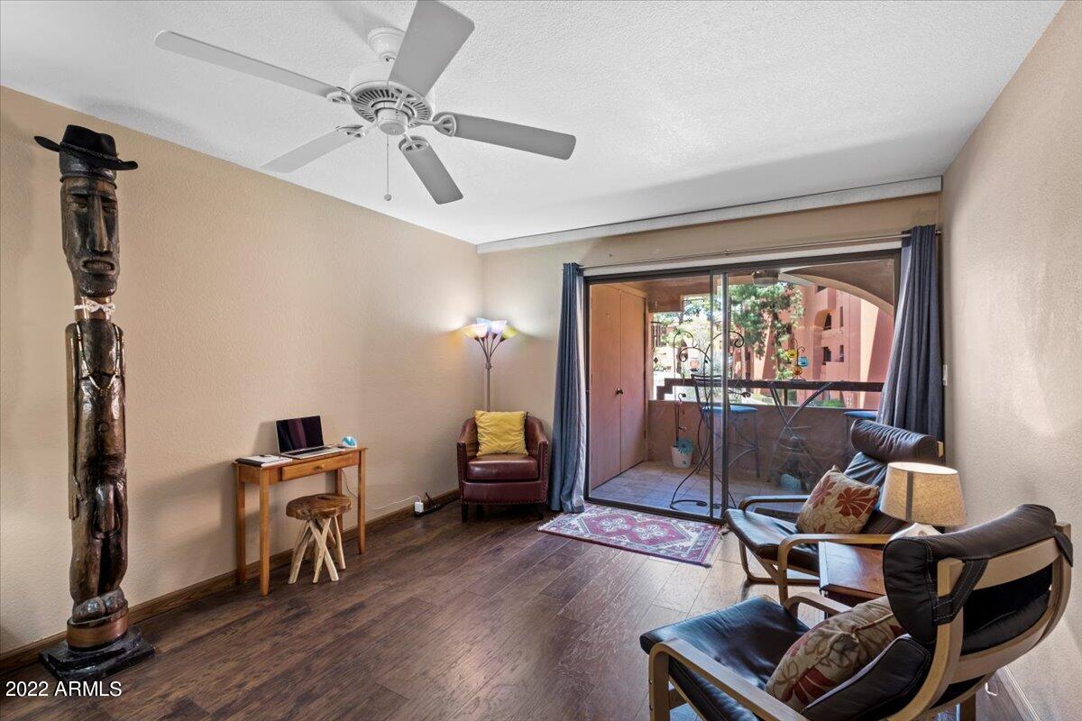 03-Living Room