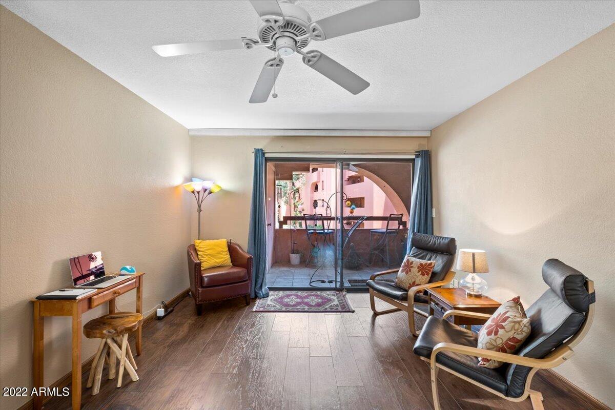 02-Living Room