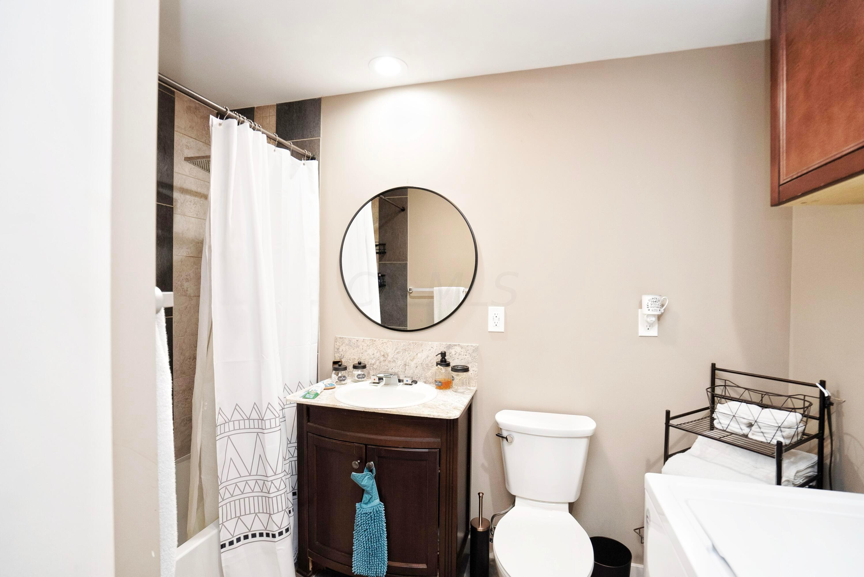 281 East Alcott Road Columbus, OH 43207 - Photo 11 of 23 Gallery Image 11