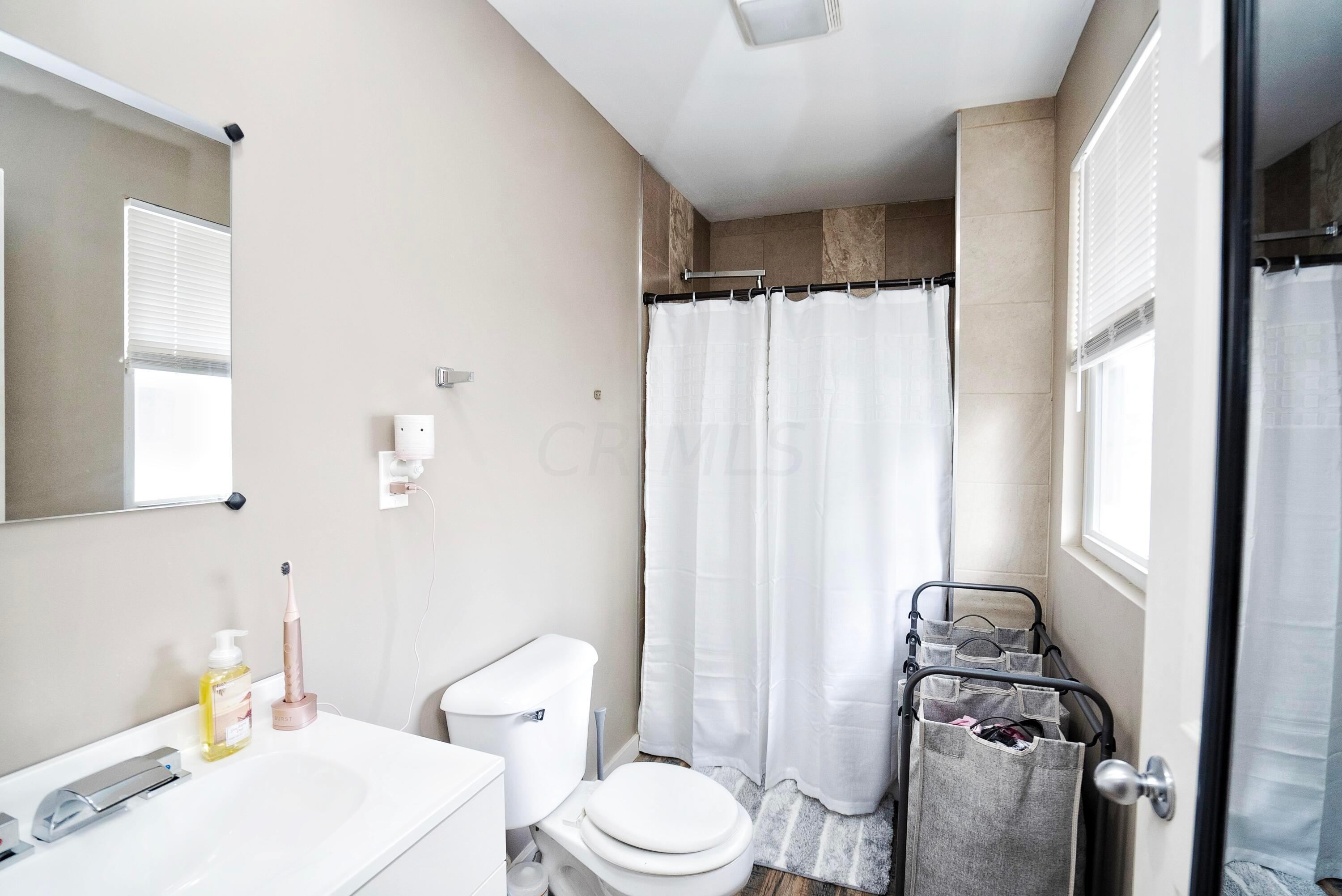 281 East Alcott Road Columbus, OH 43207 - Photo 14 of 23 Gallery Image 14