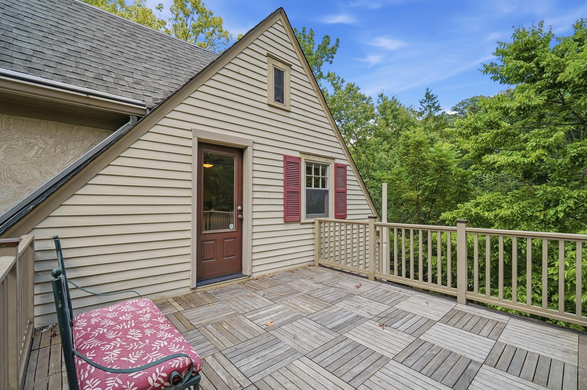 296 Walhalla Road Columbus, OH 43202 - Photo 64 of 137 319