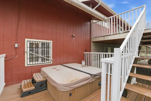 $650,000 | 424 South Brooks Road, Medical Lake, WA 99022