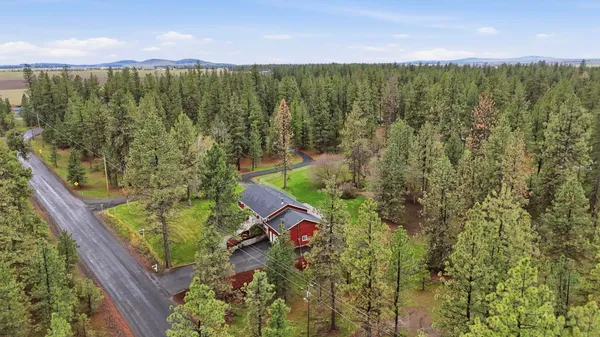 $650,000 | 424 South Brooks Road, Medical Lake, WA 99022