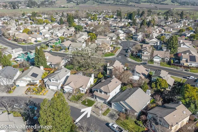 $850,000 | 581 Quaking Aspen Lane, Windsor, CA 95492