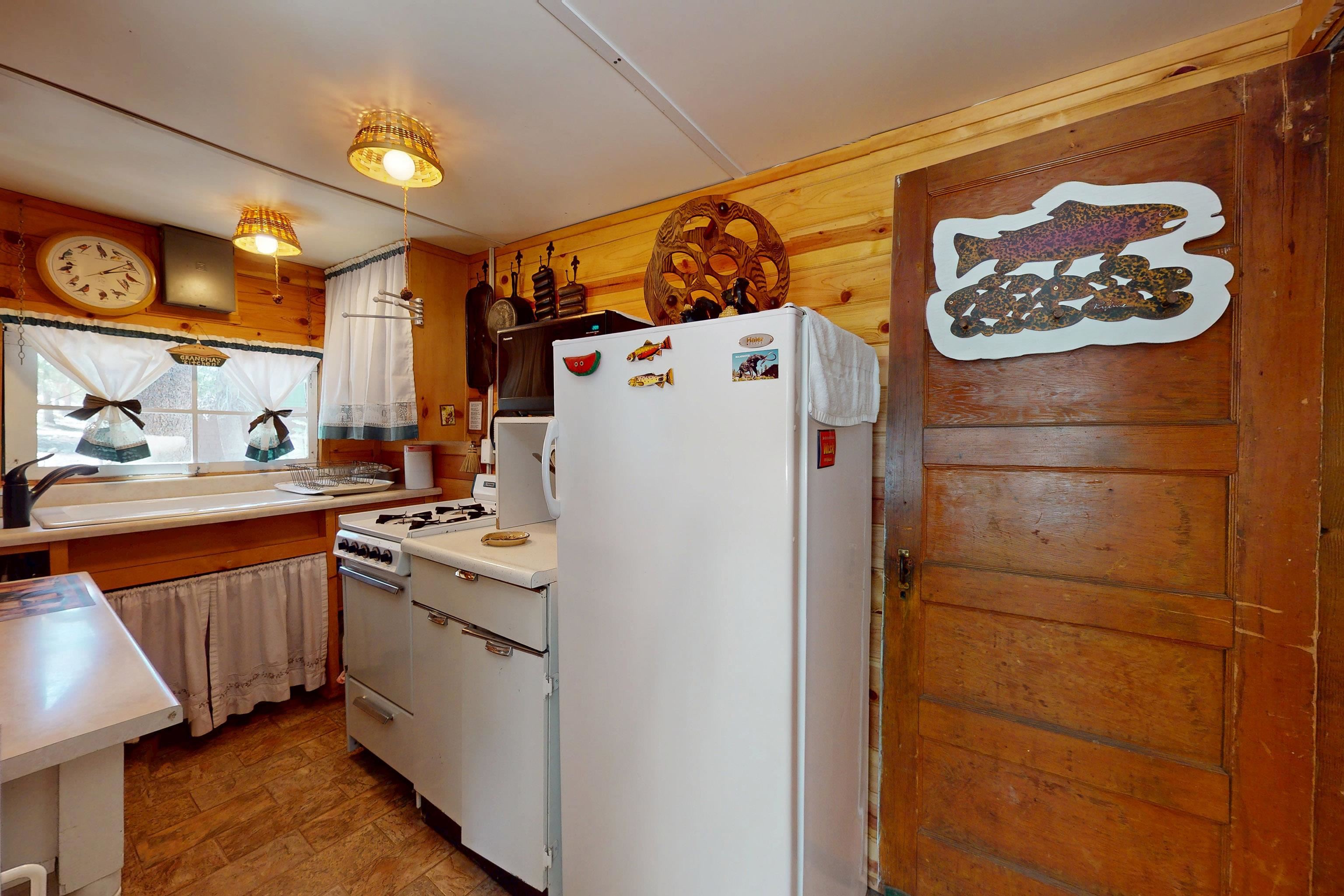 30 Lake Mary Loop Road, Unit 22 Mammoth Lakes, CA 93546 - Photo 11 of 26