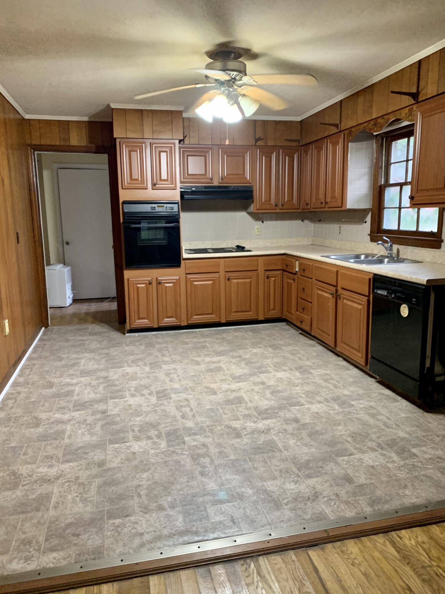 471 Dandridge Road Walterboro, SC 29488 - Photo 9 of 11 328CDCE7-846E-4A3A-AEDD-C8A5B23616A1