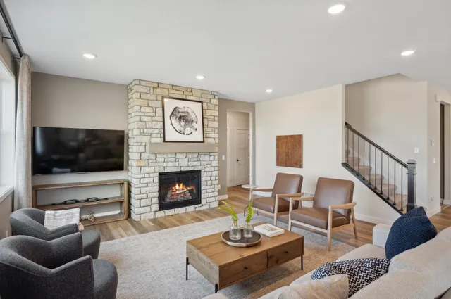 $1,250,000 | 10180 Heather Lane, Corcoran, MN 55374