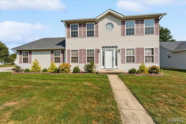 $255,000 | 950 Whitechapel Drive, O'Fallon, IL 62269