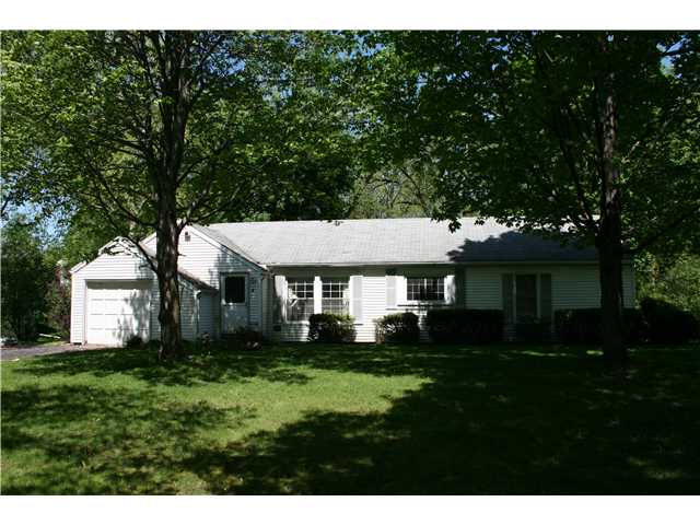 4 Falling Creek Road Pittsford, NY 14534 - Photo 1 of 1 Exterior Front