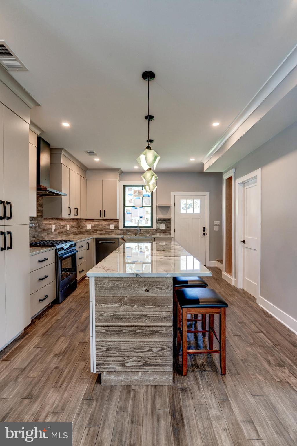 1831 Cremen Road Pasadena, MD 21122 - Photo 11 of 49 Gallery Image 11