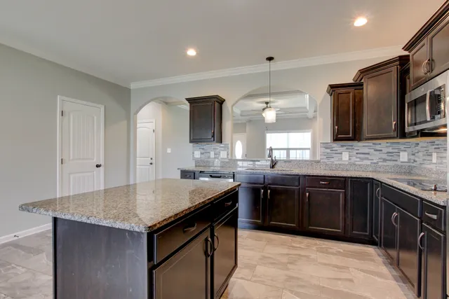 $2,395 | 1569 Kestrel Drive, Clarksville, TN 37040