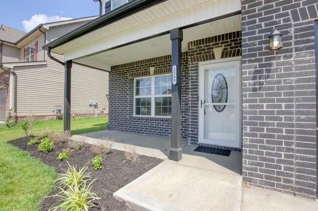 $2,395 | 1569 Kestrel Drive, Clarksville, TN 37040