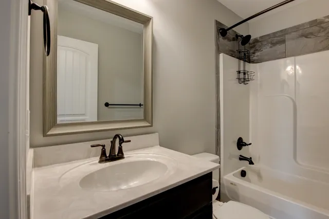 $2,395 | 1569 Kestrel Drive, Clarksville, TN 37040