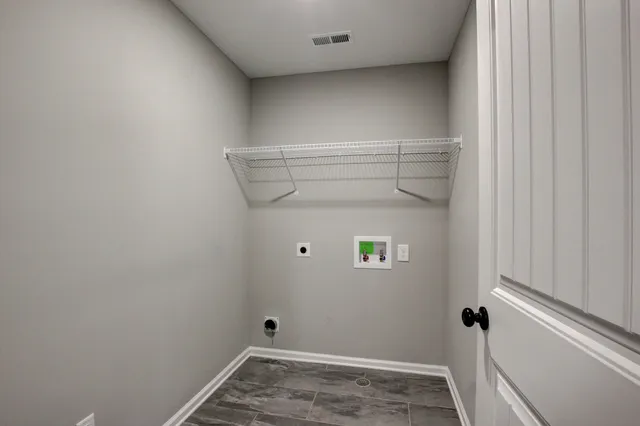 $2,395 | 1569 Kestrel Drive, Clarksville, TN 37040