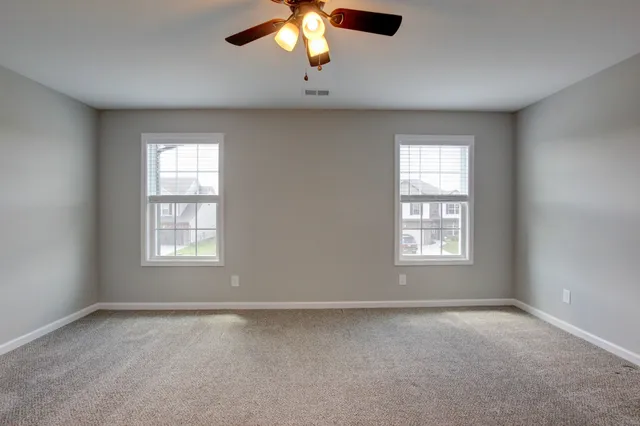 $2,395 | 1569 Kestrel Drive, Clarksville, TN 37040