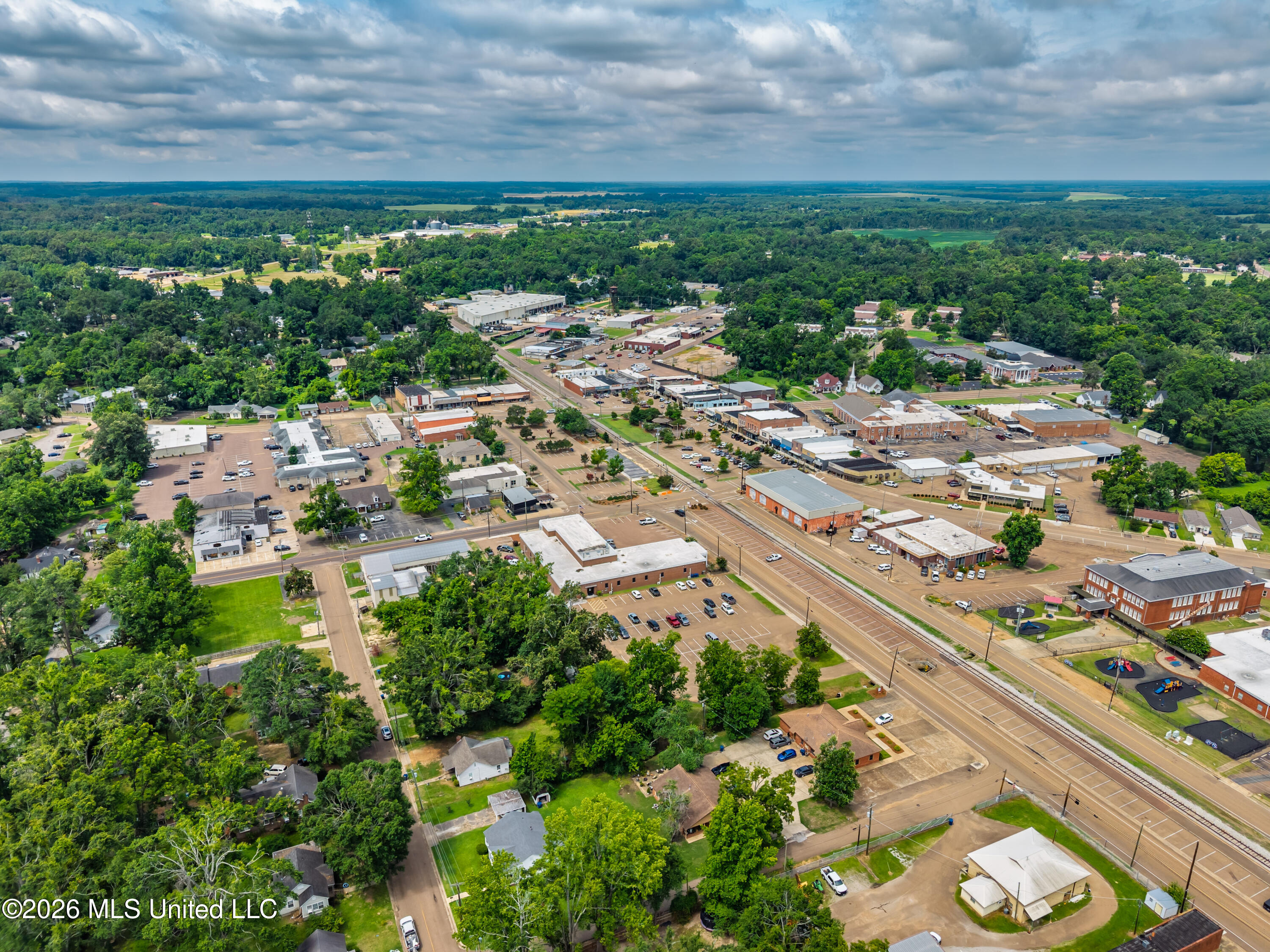 107 Central Street Batesville, MS 38606 - Photo 20 of 24 107 Central St Batesville MS_2026-06-19_