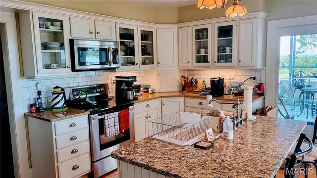 $474,900 | 403 North Main Street, Louisiana, MO 63353