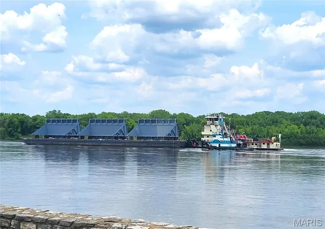 $474,900 | 403 North Main Street, Louisiana, MO 63353