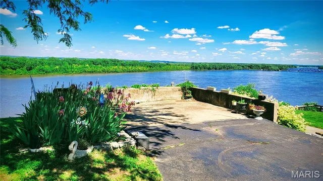 $474,900 | 403 North Main Street, Louisiana, MO 63353