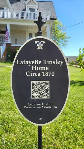 $474,900 | 403 North Main Street, Louisiana, MO 63353