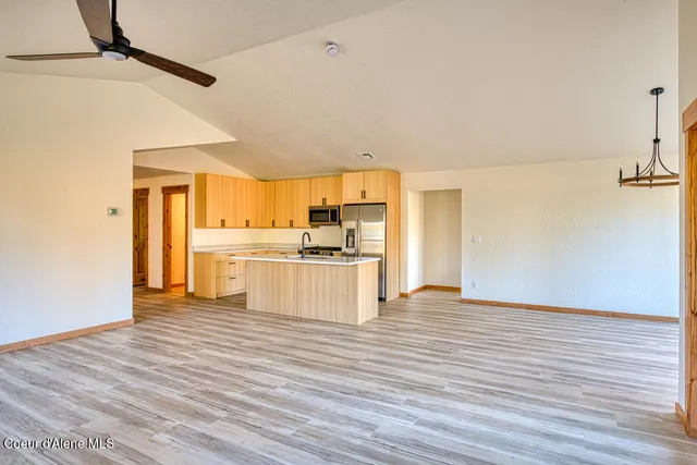 $549,900 | 296 Jasper Loop, Ponderay, ID 83852