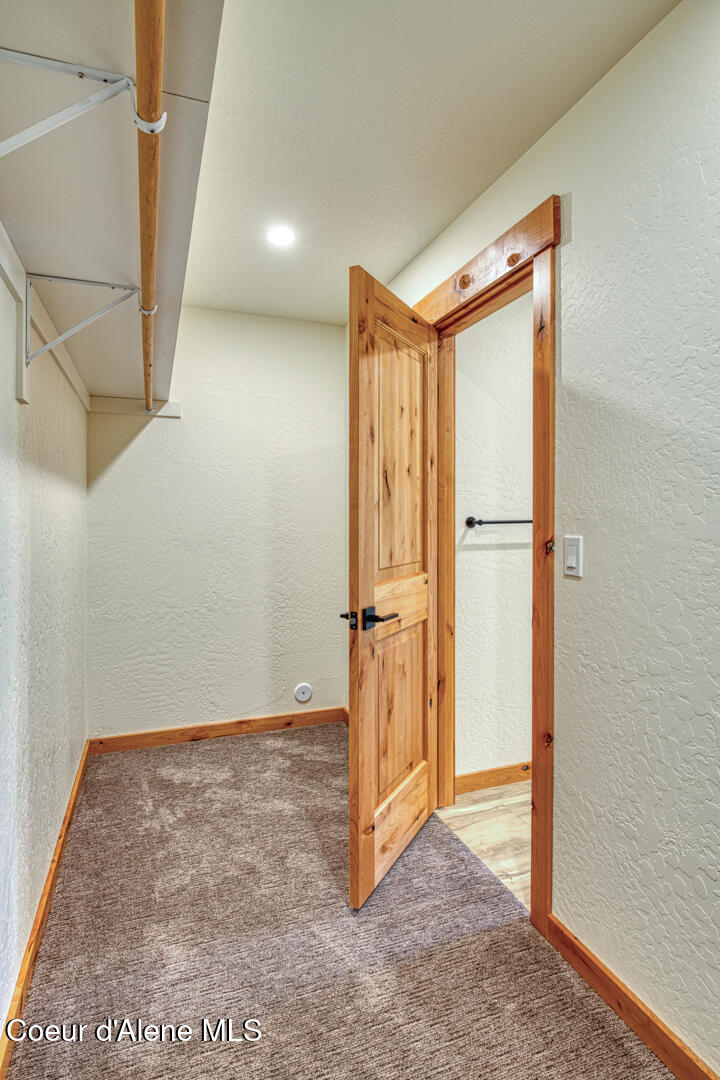296 Jasper Loop Ponderay, ID 83852 - Photo 17 of 33 Master Closet