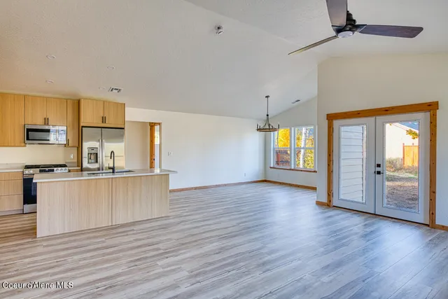 $549,900 | 296 Jasper Loop, Ponderay, ID 83852