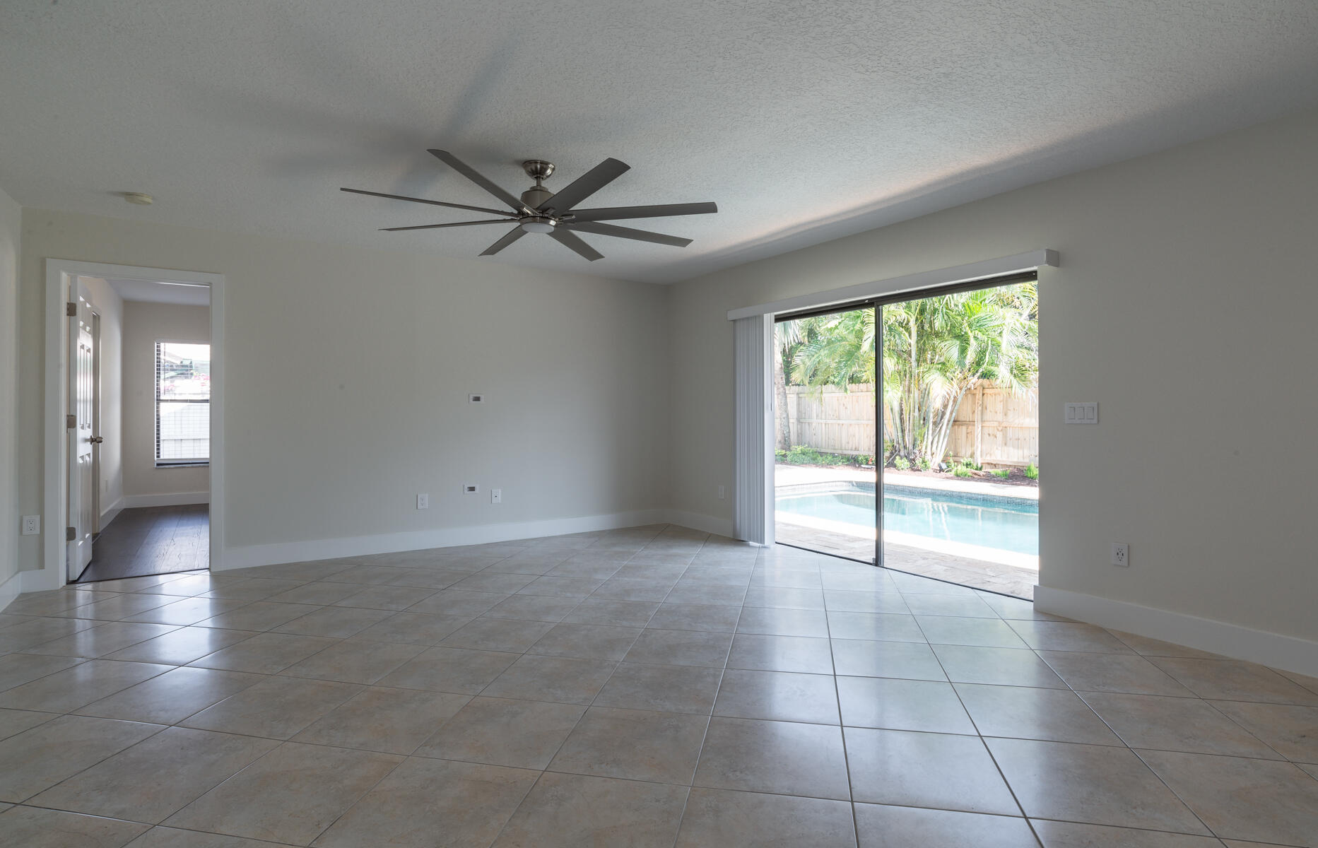 4218 Woods End Road Boca Raton, FL 33487 - Photo 9 of 25 10-DSC_4388-MLS