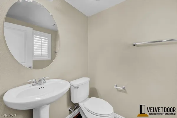 $2,050 | 3013 Camino Sereno Avenue, Henderson, NV 89044