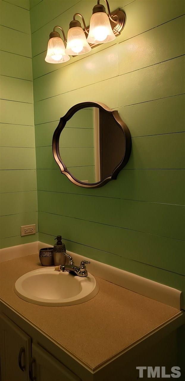 414 Miller Road Benson, NC 27504 - Photo 11 of 18 Gallery Image 11