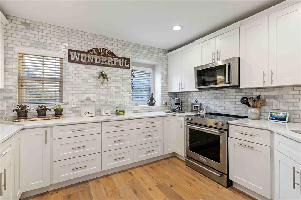 9040 White Sage Loop Lakewood Ranch, FL 34202 - Photo 11 of 57