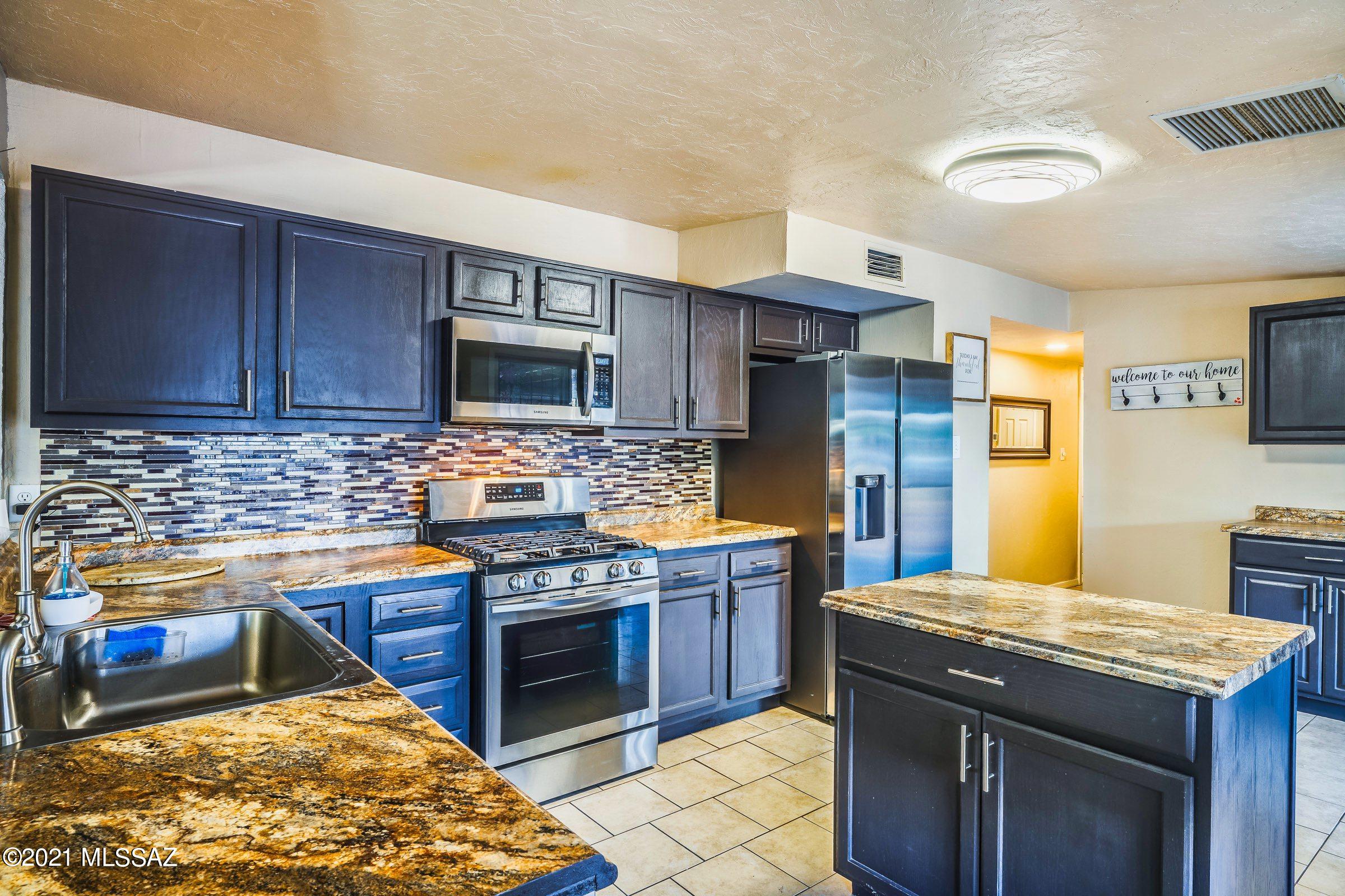 141 West Bilby Road Tucson, AZ 85706 - Photo 3 of 38 Gallery Image 3