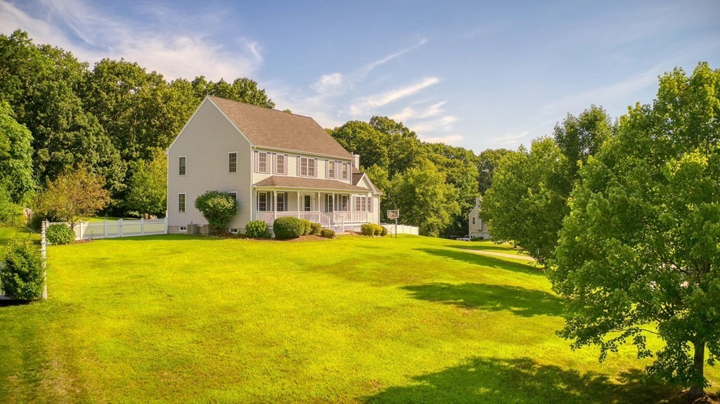 8 Falls Brook Road Hudson, MA 01749 - Photo 2 of 40 Gallery Image 2